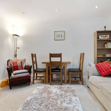 Pass The Keys 4 35 Fossgate - Cosy 2 Bed Sleeps 5 *