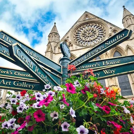 4 35 Fossgate Cosy 2-bed Right In The Heart Of - Pass The Keys * York