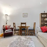 4 35 Fossgate Cosy 2-bed Right In The Heart Of - Pass The Keys *