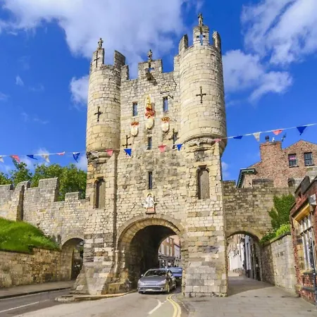 Holiday home 4 35 Fossgate Cosy 2-bed Right In The Heart Of - Pass The Keys